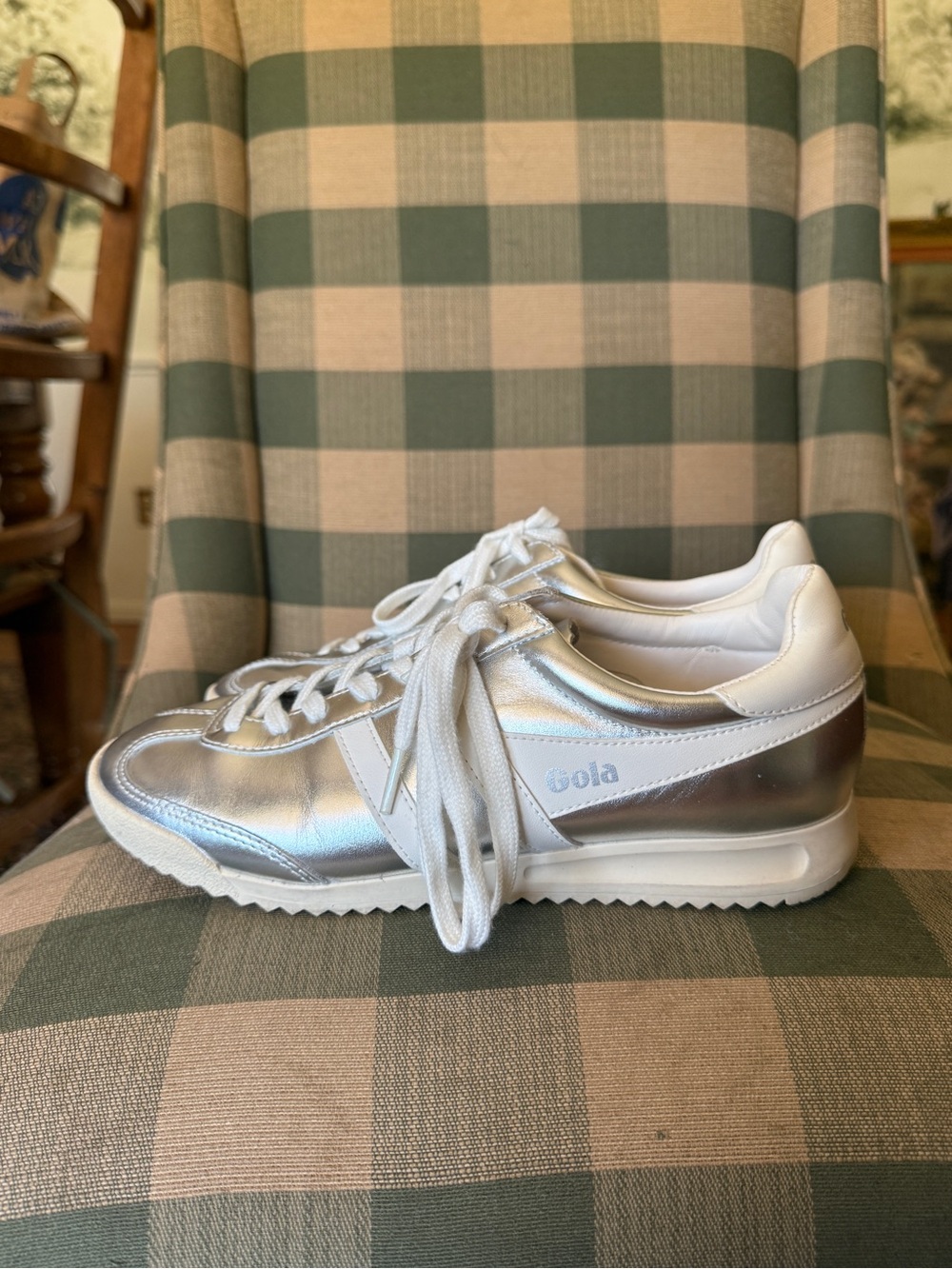 Gola Silver and White Leather Sneakers - Picture 6 of 8